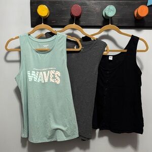 Set of 3 tank tops, old navy & halogen